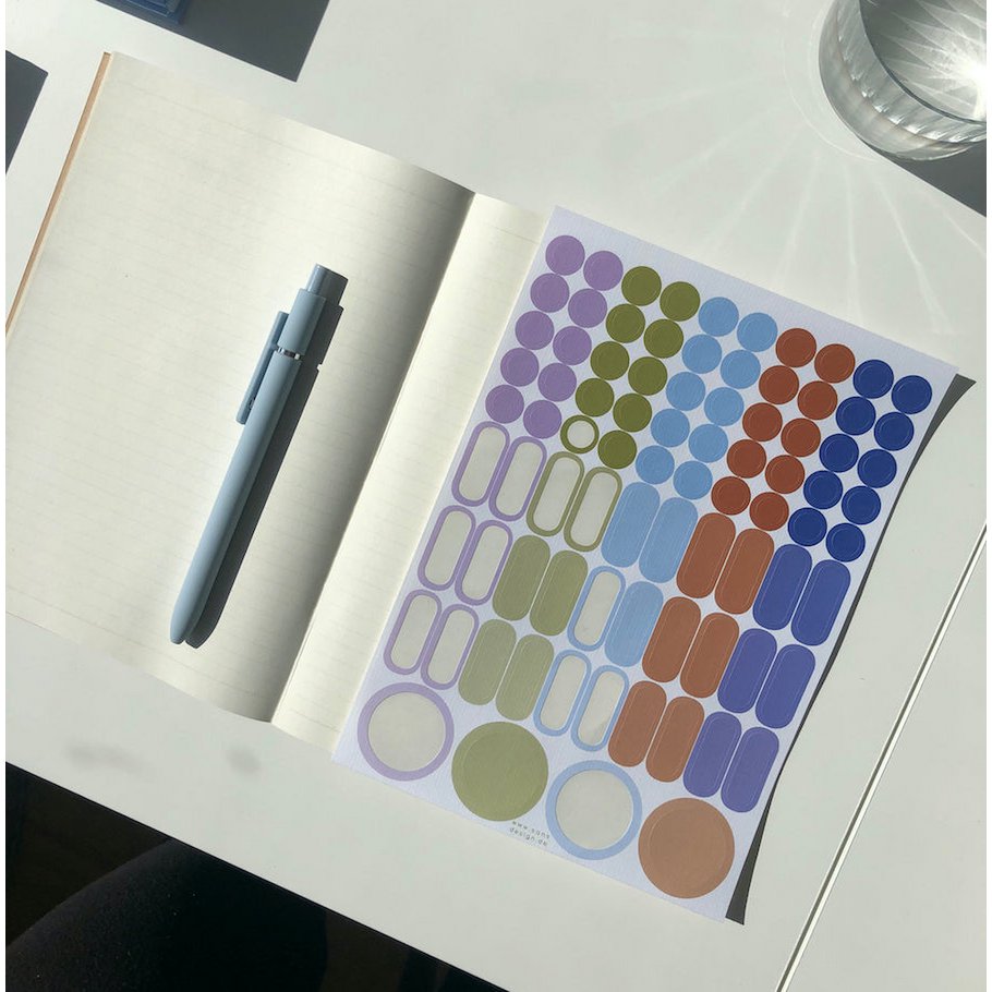 Limprikker, klistermærkeprikker, prikker, farverige klistermærker,