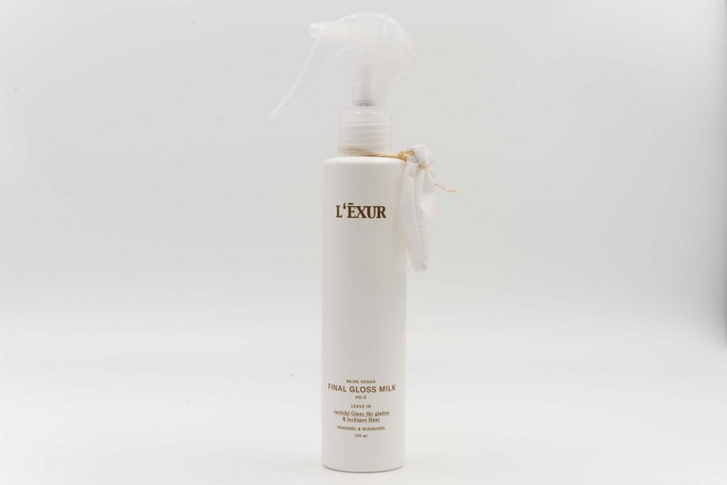 PO/4 Final Gloss Milk