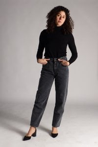 Mom-Jeans für Damen – ein Sinnbild der 80er Jahre