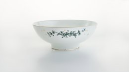 White ceramic bowl with winter star pattern, 20 cm diameter