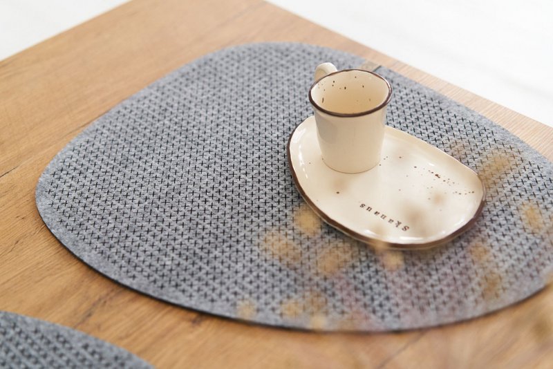 Set de table en feutre goutte CROSSES