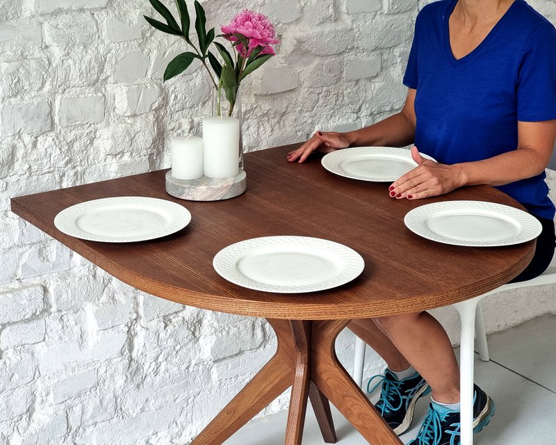 Halve racebaan eettafel voor 4 JUBI