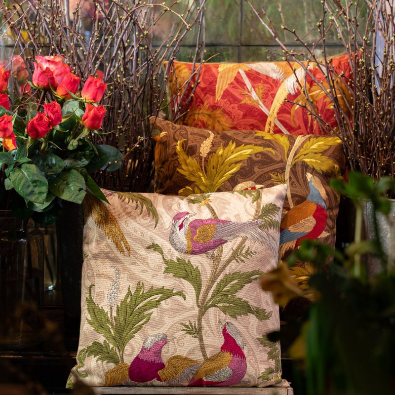 Cushion woven paisley bird red 45x45cm*