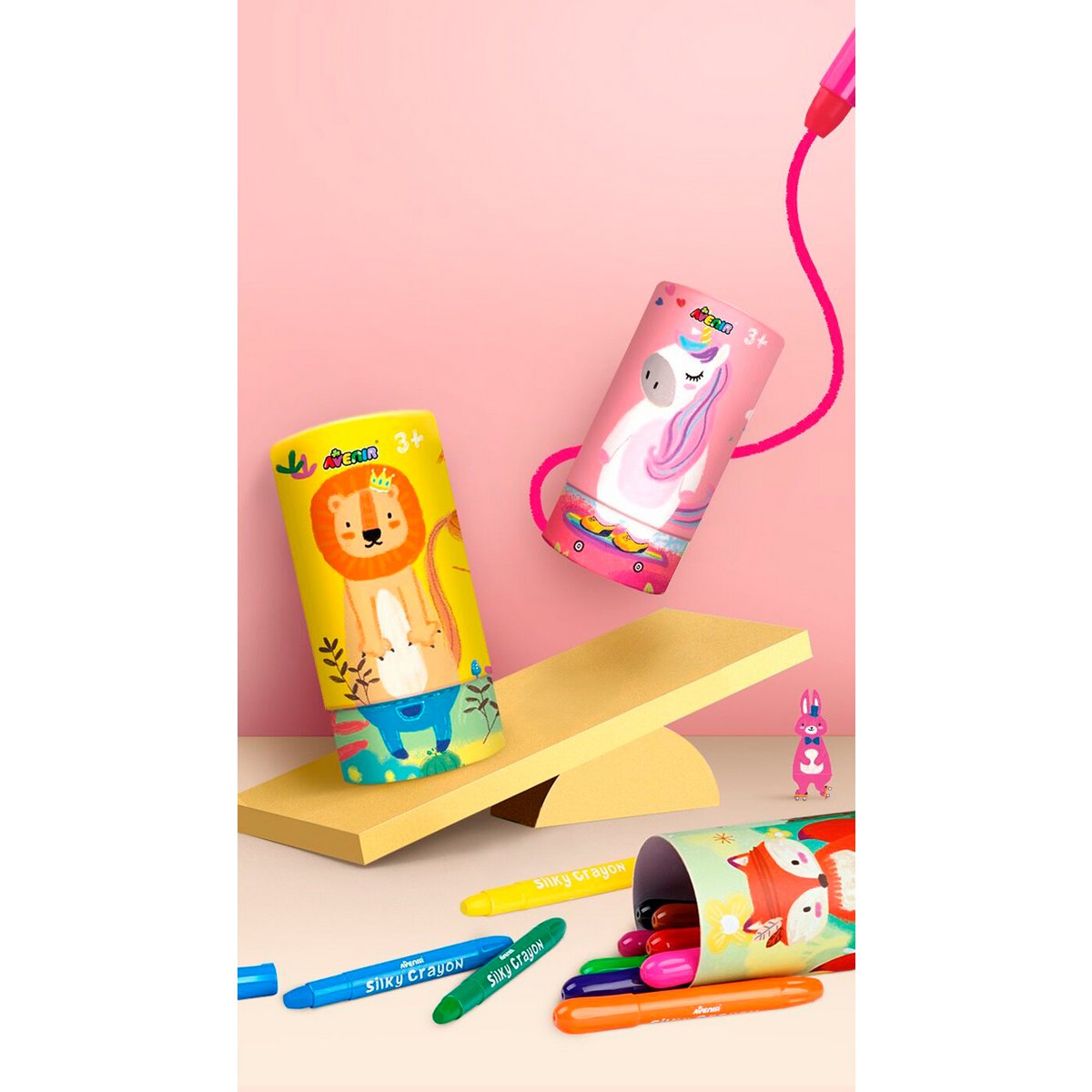 Avenir Silky Crayon: 12 Farben, gemischte Modelle, in Tube Ø 7,5 x 16 cm, im Display 24 x 16 x 24,3 cm, 3+