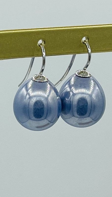 Pearl earrings classic color fresco blue