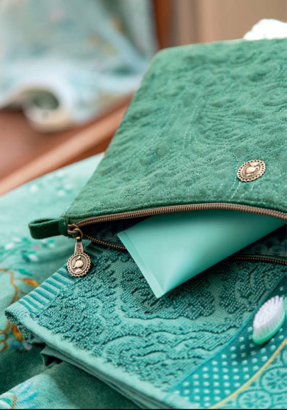 Cosmetic Flat Pouch Large Velvet Quilted Green 30x22x1cm
