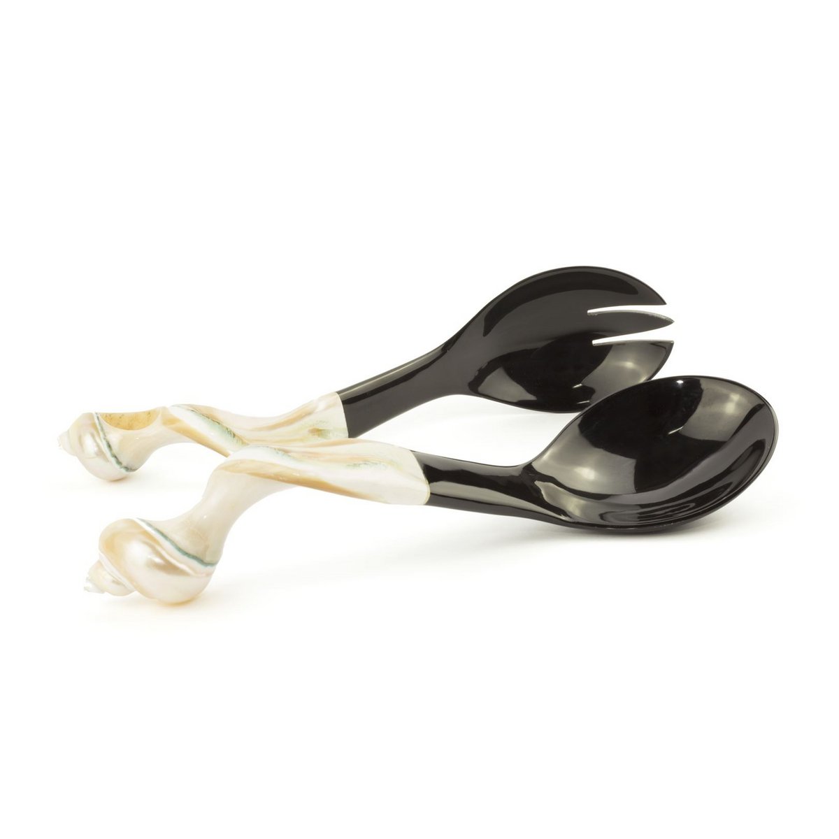 Couverts en corne noire avec manche en nacre