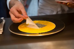 Edible GOLD Leaves 23kt 8x8cm 5 leaves