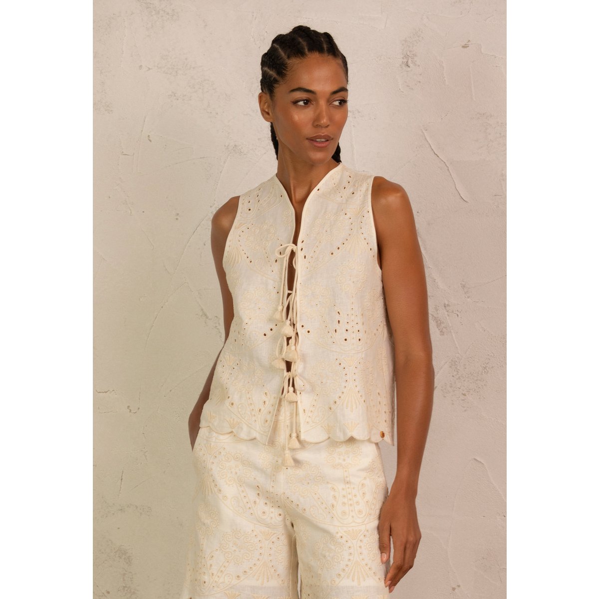 Broderi Vest