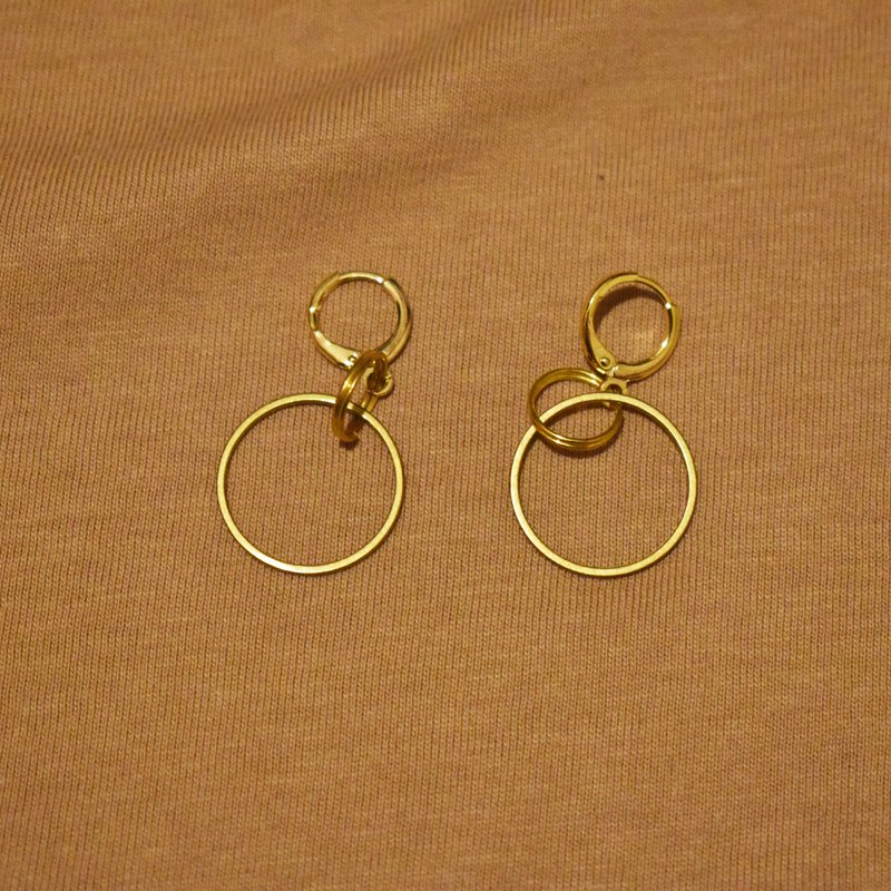 Boucles d'oreilles Welcome Huggie