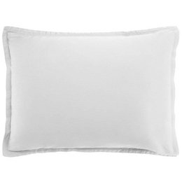 White cotton sateen pillowcase with a rectangular shape measuring 50x70 cm.