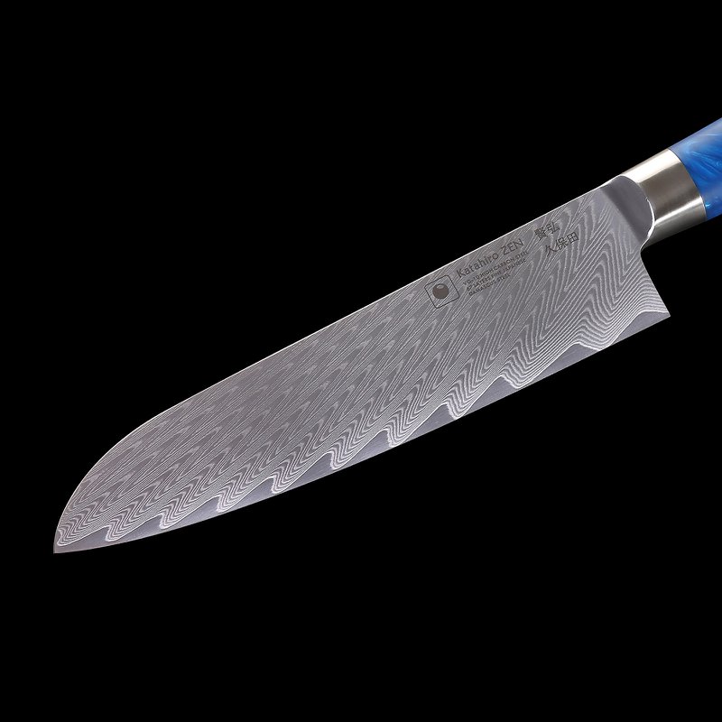 Couteau Katahiro Zen 7" Damascus Santoku, acier Damas japonais VG-10, bois de loupe d'érable blanc et manche en résine acrylique bleue