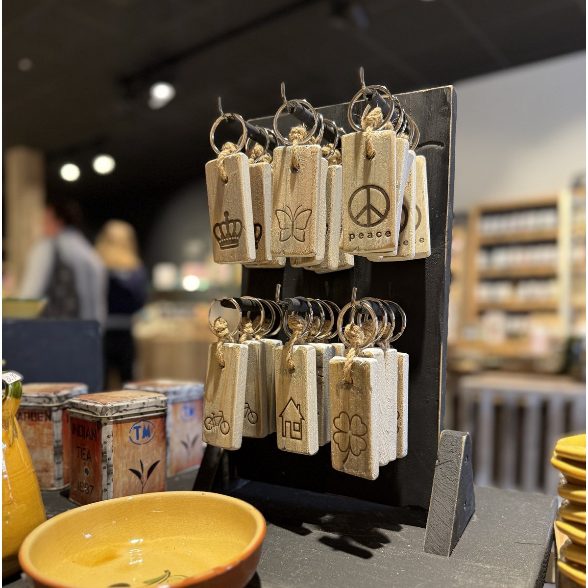 shop int black berlin display stick 6