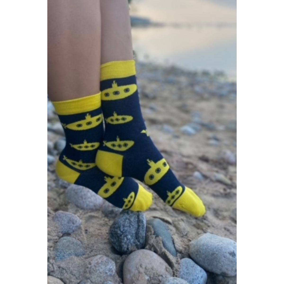 Calcetines ALLVEELAEV azul oscuro con submarinos