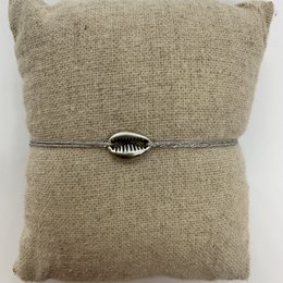 Small Silver Shell Bracelet