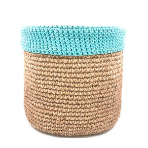 Luna-Leena basket with blue edge - cotton & jute - hand crocheted in Nepal