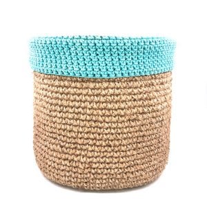 Luna-Leena basket with blue edge - cotton & jute - hand crocheted in Nepal