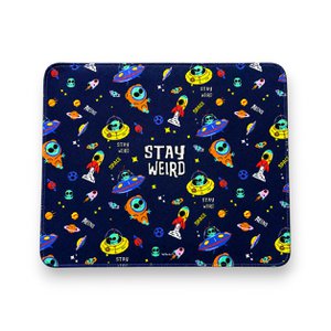 Aliens Space Mouse Pad - Blijf raar slogan print