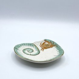 Coral Seashell & Crab Dish