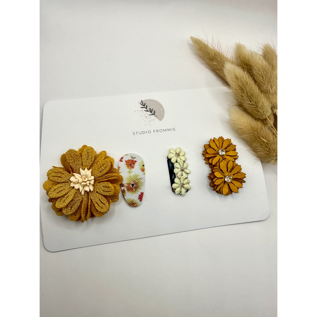 Set of anti-slip hair clips - Spring/Spring 06