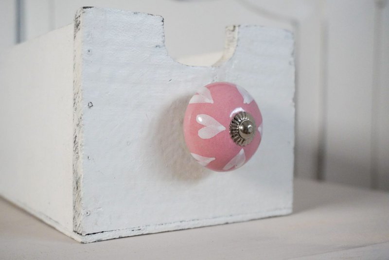 Pink møbelknop med hjerter 4 cm Isabelle Rose