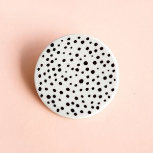 Porzellanbrosche # 01