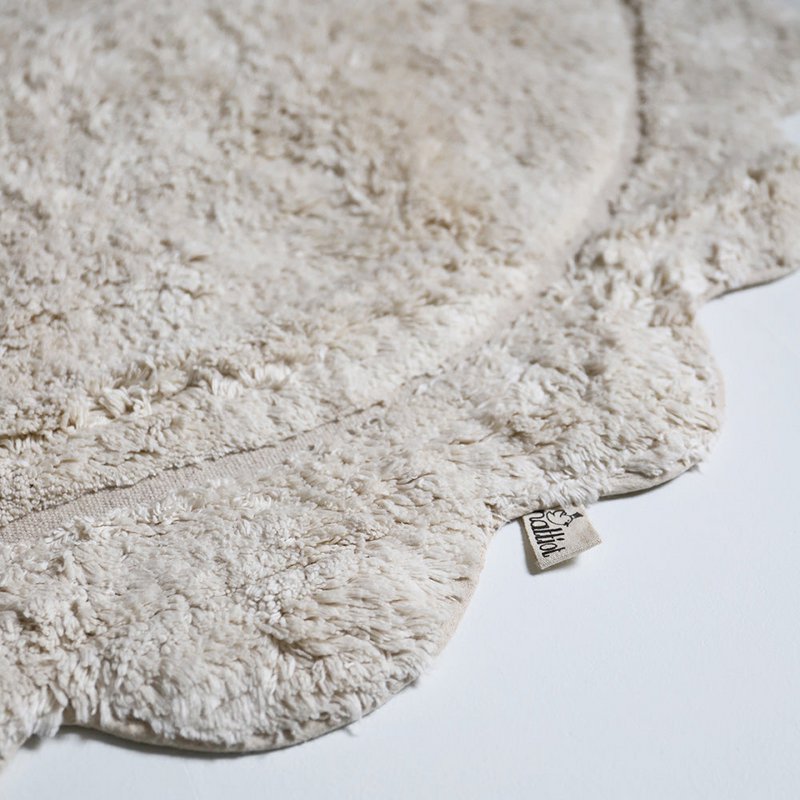 Oval children's carpet scalloped Marisa Écru