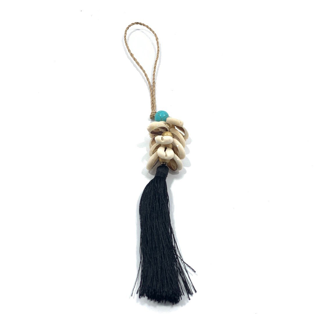 Cowrie pendant tassel