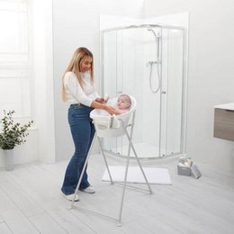 Baby bath with foldable stand included