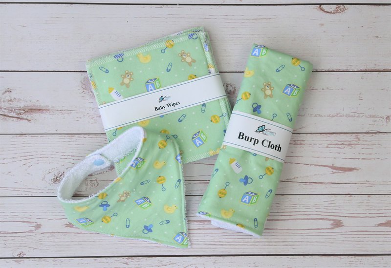 Nouveau coffret cadeau bébé, coffret cadeau Eco, bavoir bébé, lingettes bébé réutilisables, chiffon rot, cadeau nouvelle maman, bavoir dribble