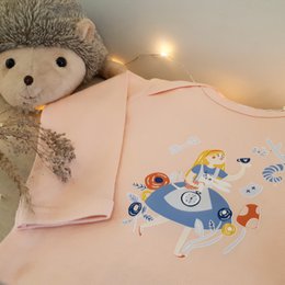 Pigiama rosa cipria Alice nel Paese delle Meraviglie 100% cotone biologico certificato OEKO-TEX