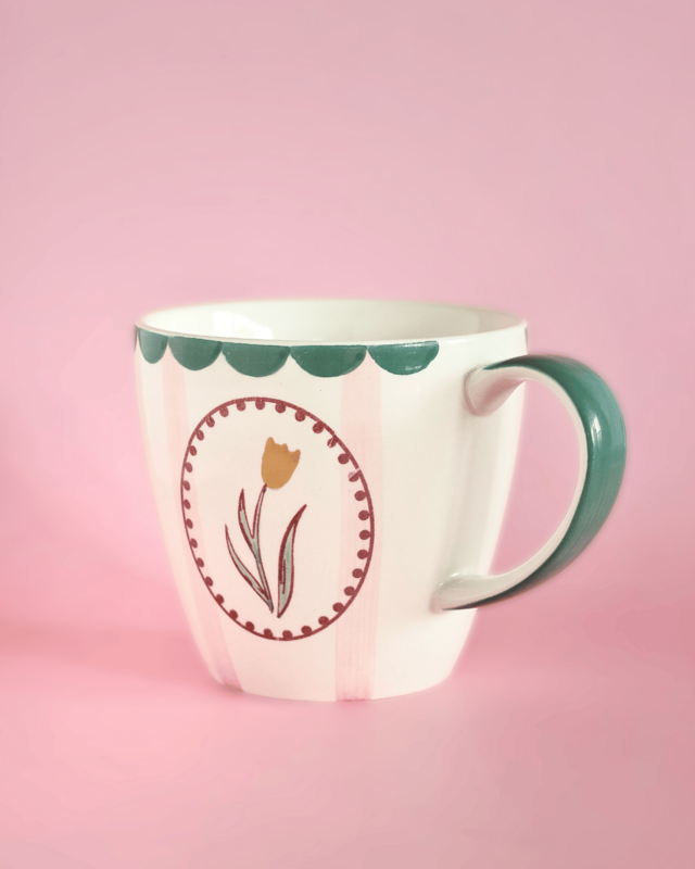 Handpainted Ceramic Coffee Mug With Lid - Floral Design, 385ml