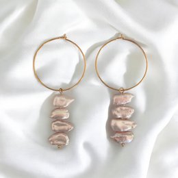 Rosé Pearl - Hoops with baroque pearls