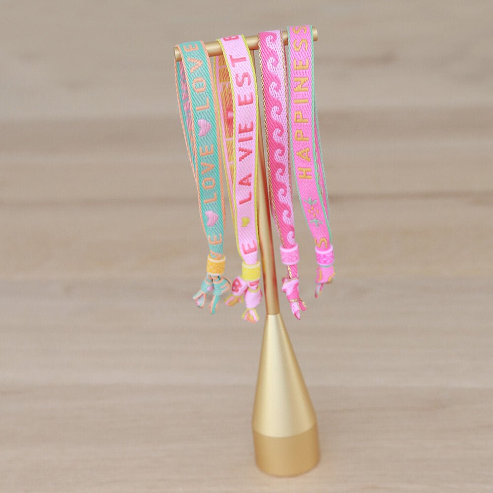 Bracelet tissé amour pastel