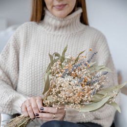Spring melody: harmony of lavender, glixia and eucalyptus in a dried flower bouquet
