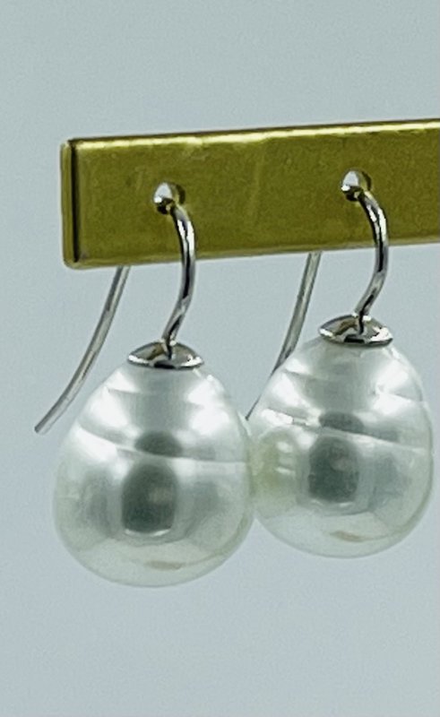 pearl earrings
