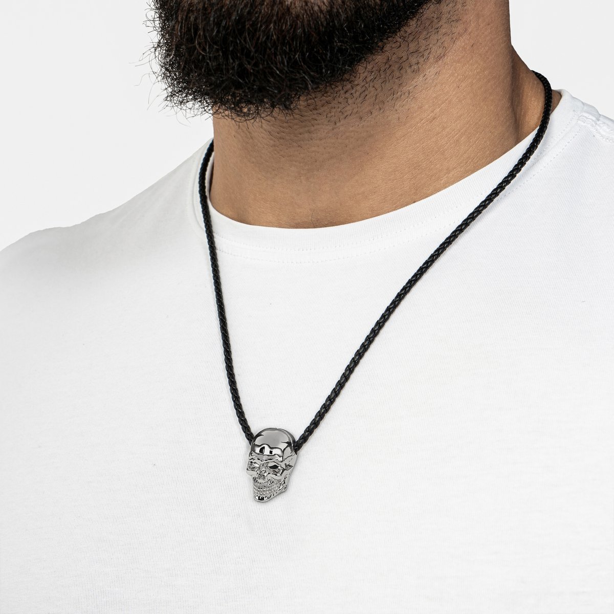 Collier en cuir "Crâne"