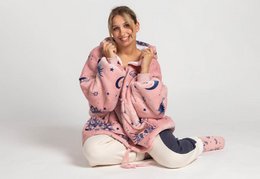 Vitapur - Hoodie deken met rits + sokken - Carrol Roze