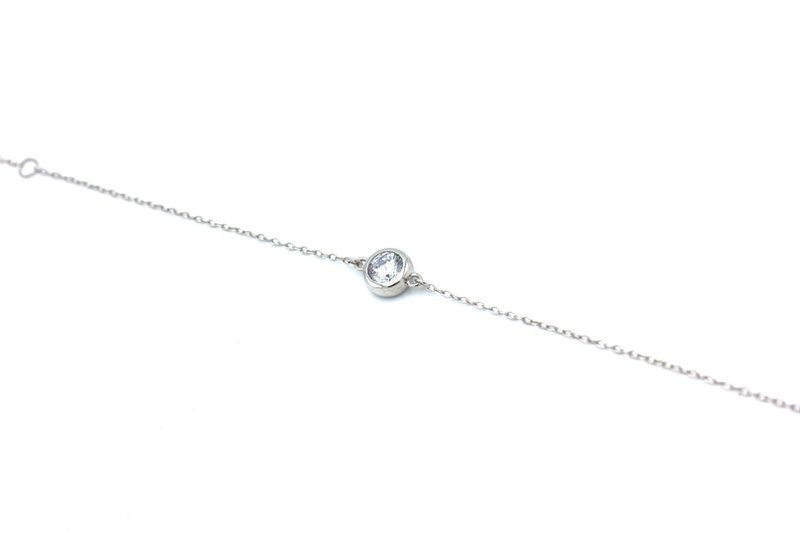 Grande bougie parfumée et bracelet décontracté