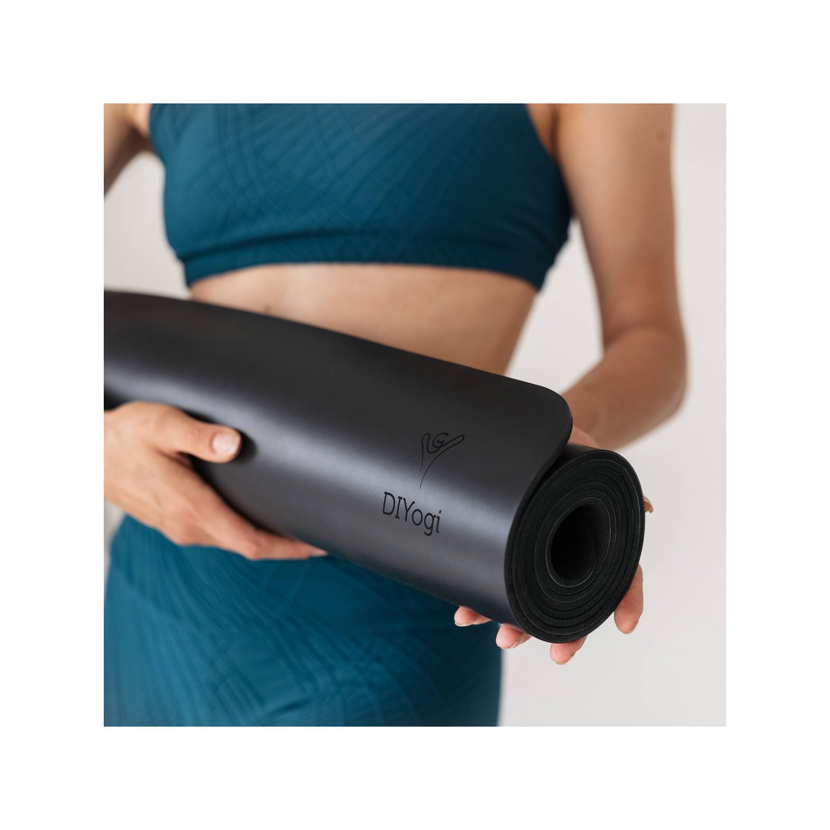 COLCHONETA DE YOGA NEGRA DIYogi™