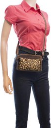 Arrigo Cognac Colored Dames CrossBody Tas/Clutch med Luiopard Direer Print in Learning
