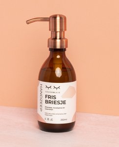 Natural Hand Soap - Fresh Briesje - 250 and 500 ML - Recommended retail price €14.95/€24.95