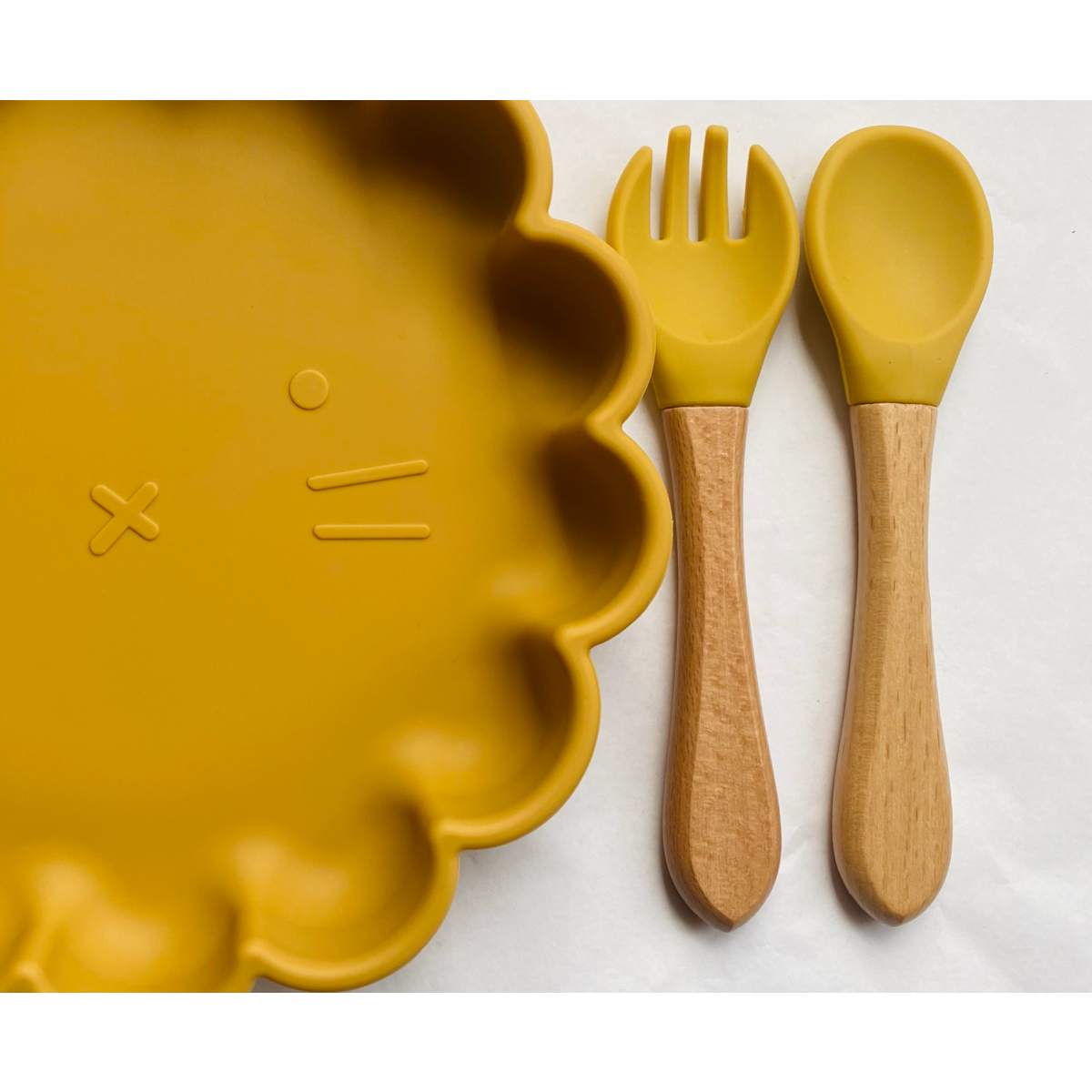 Gaston Lion plate