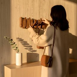 Verona natural wood wall coat rack – Scandinavian folding hanger
