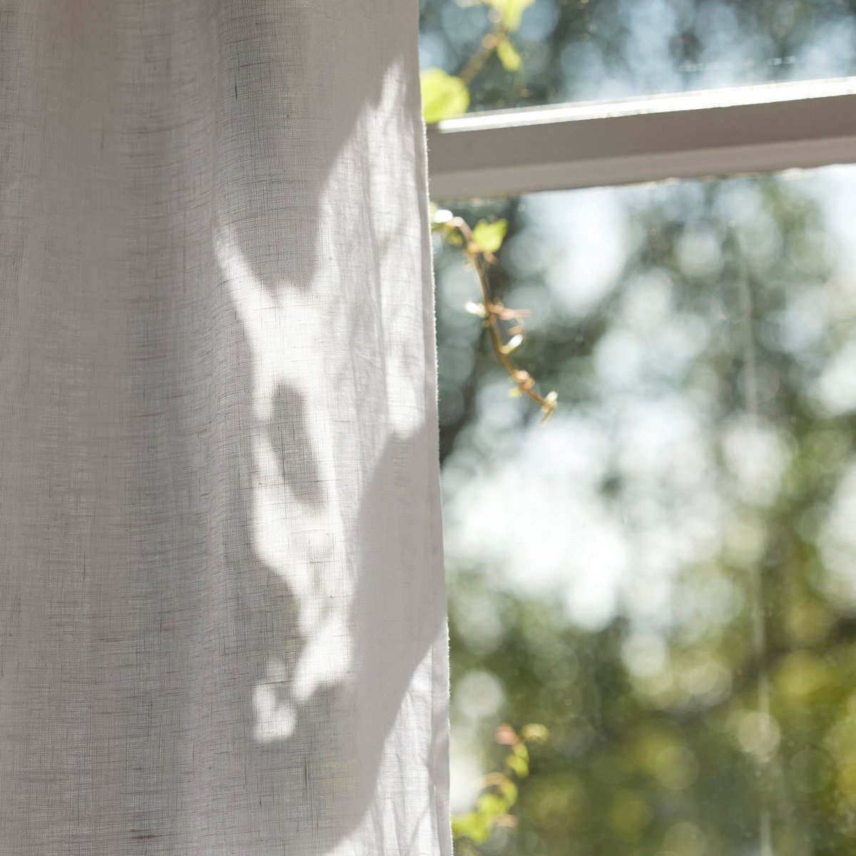 CARLINA pure white gathered curtain