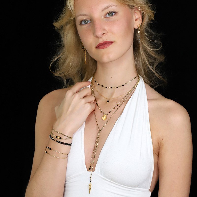Collar cruzado trenzado con colgante de diamantes de Polki
