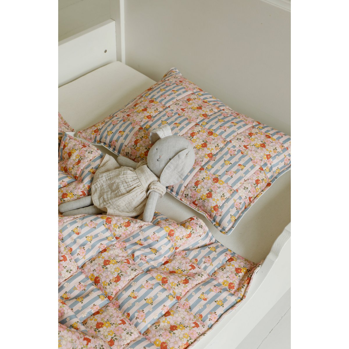 Ensemble de literie matelassée en coton pour les enfants «Garden d'été» - conception patchwork, petite taille