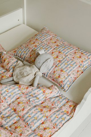 Baumwollstamm -Bettwäsche für Kinder „Sommergarten“ - Patchwork -Design, kleine Größe