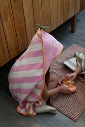 Asciugamano con cappuccio in spugna di cotone per bambini Mandy Mandarine