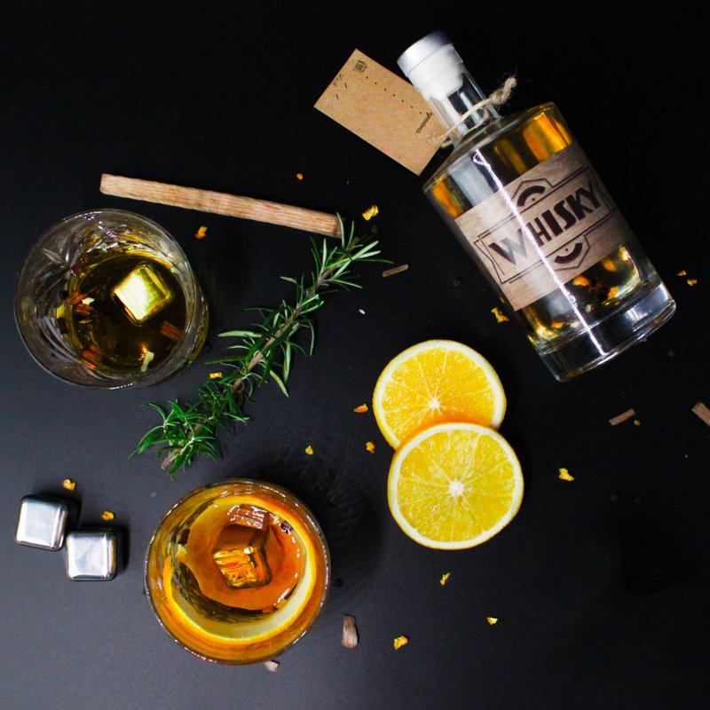 LOUISE & GASTON® Arrangeret Whisky forberedelse og smagesæt - Gaveideer - Original DIY Whisky gaveæske - Jul, fødselsdag - Fremstillet i Frankrig - Kvalitetsingredienser og tilbehør